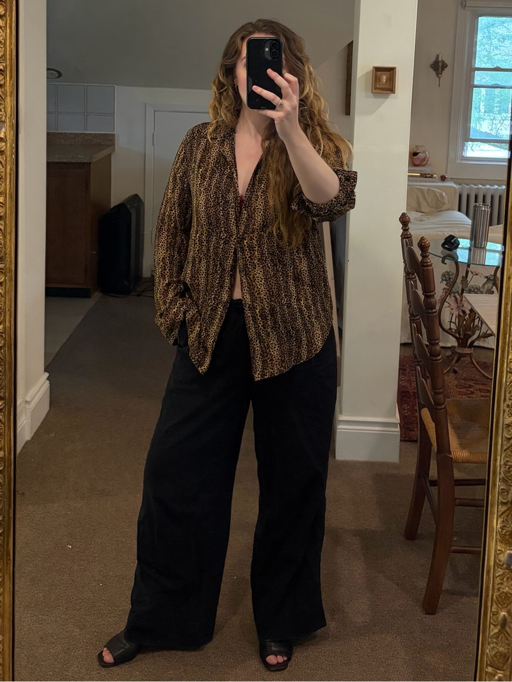 100% Silk Vintage Leopard Print Shirt size large Robbie Bee